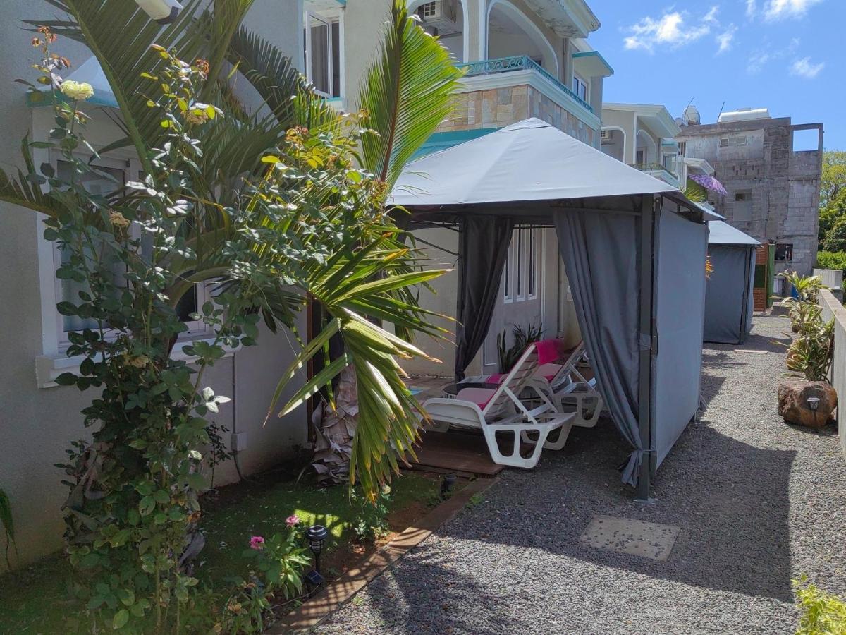 格兰贝伊Piscines Privees Et Chauffees, Private Heated Pools别墅 外观 照片