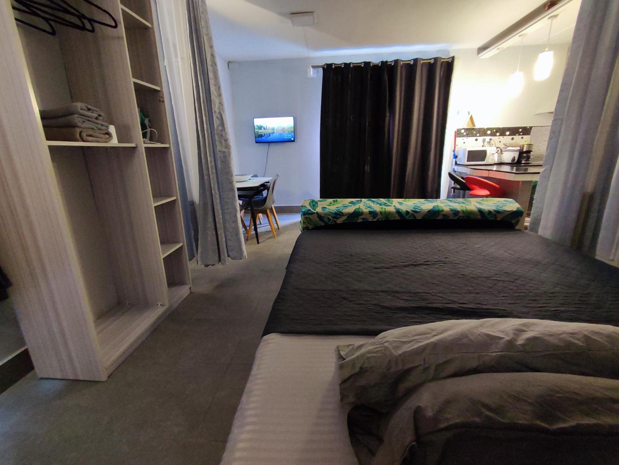 格兰贝伊Piscines Privees Et Chauffees, Private Heated Pools别墅 外观 照片